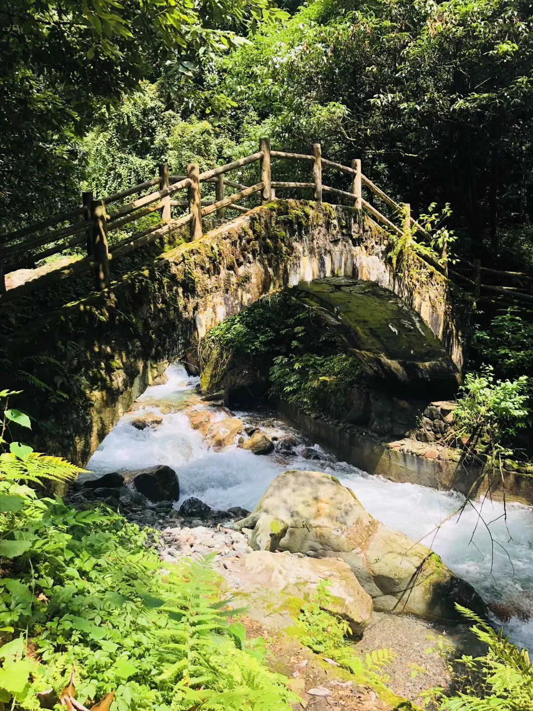 逃出上锁的现代房间7